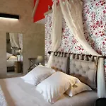 호텔 Hotel-spa Le Saint Cirq Tour-de-Faure