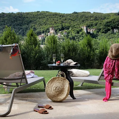Hotel-spa Le Saint Cirq Otel Tour-de-Faure