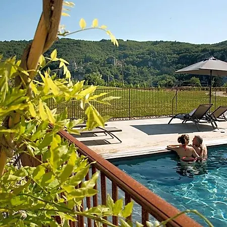 Hotel-spa Le Saint Cirq Szálloda Tour-de-Faure
