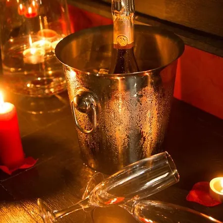 Hotel Hotel-spa Le Saint Cirq Tour-de-Faure